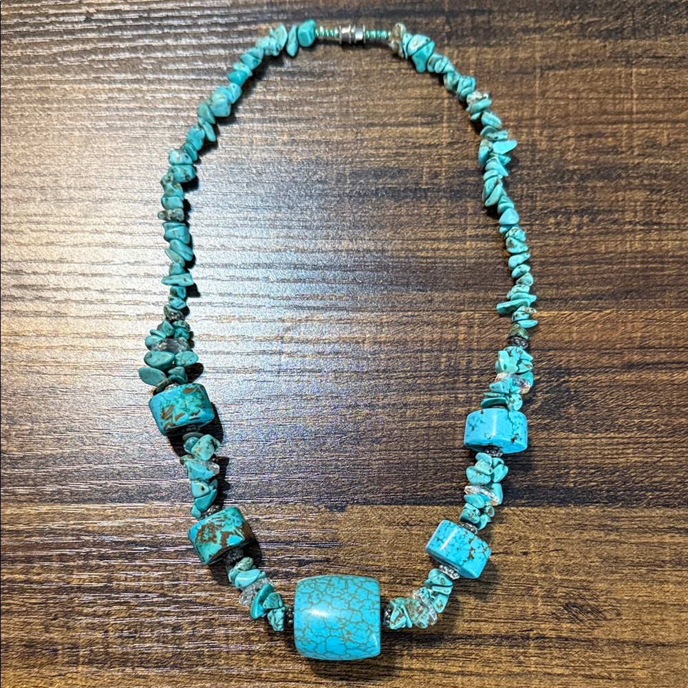 Turquoise Beaded Necklace